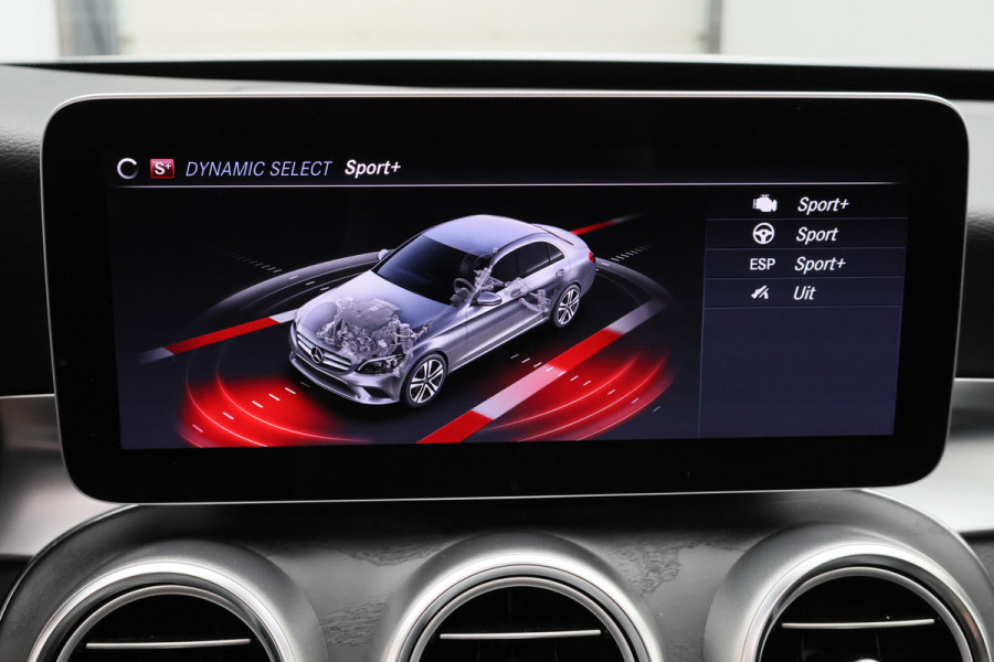Mercedes-Benz C-Klasse 300 e 4MATIC AMG Line Panoramadak, Burmester, Memory, 360° Camera, Apple Carplay, Head-Up