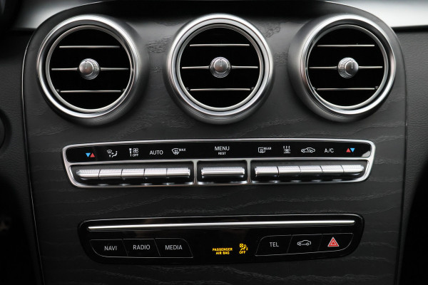 Mercedes-Benz C-Klasse 300 e 4MATIC AMG Line Panoramadak, Burmester, Memory, 360° Camera, Apple Carplay, Head-Up