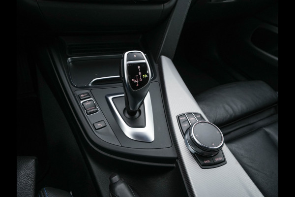 BMW 4 Serie Gran Coupé 420i M-Sportpack High Executive Edition (INCL-BTW) Aut. *LEATHER | FULL-LED | DIGI-COCKPIT | HIFI-SOUND | HEATED-SPORTSEATS | DAB+ | CAMERA | SHIFTPADDLES | PRIVACYGLASS | HEAD-UP | TOWBAR | KEYLESS | CARBON-INLAY | 19''ALU*