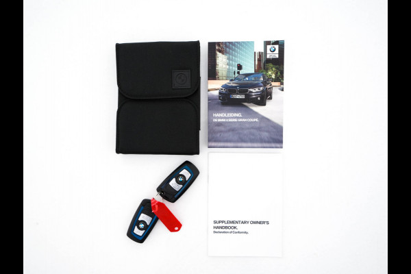 BMW 4 Serie Gran Coupé 420i M-Sportpack High Executive Edition (INCL-BTW) Aut. *LEATHER | FULL-LED | DIGI-COCKPIT | HIFI-SOUND | HEATED-SPORTSEATS | DAB+ | CAMERA | SHIFTPADDLES | PRIVACYGLASS | HEAD-UP | TOWBAR | KEYLESS | CARBON-INLAY | 19''ALU*