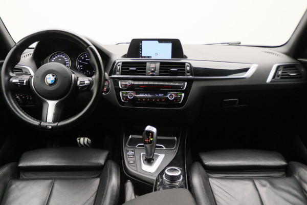 BMW 1-serie 118i Edition M Sport Shadow High Executive Automaat Leer, Navigatie, LED, Cruise, Stoelverwarming, 18"