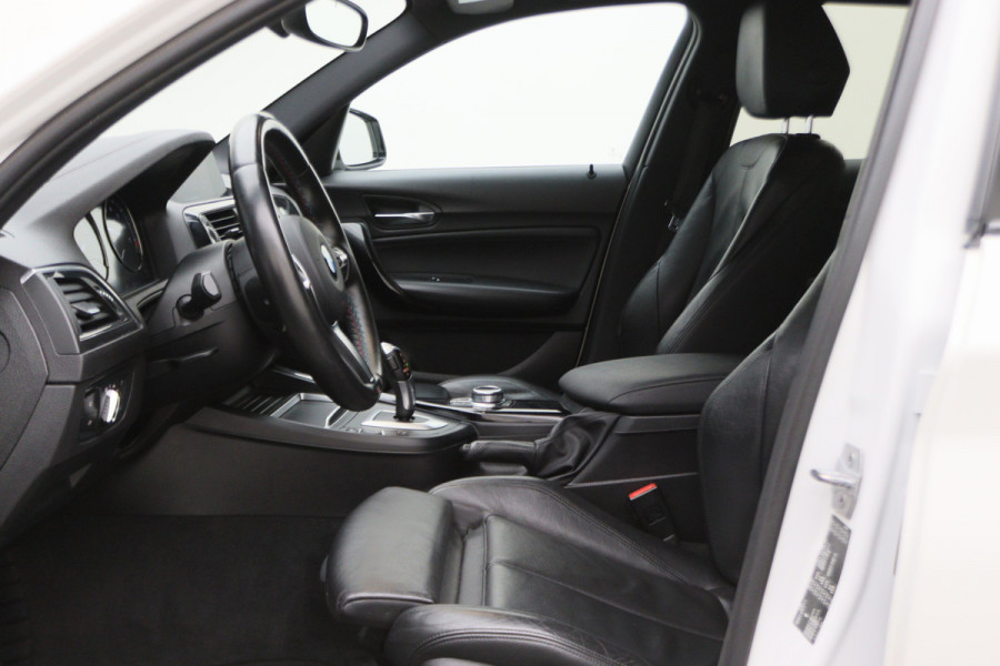 BMW 1-serie 118i Edition M Sport Shadow High Executive Automaat Leer, Navigatie, LED, Cruise, Stoelverwarming, 18"