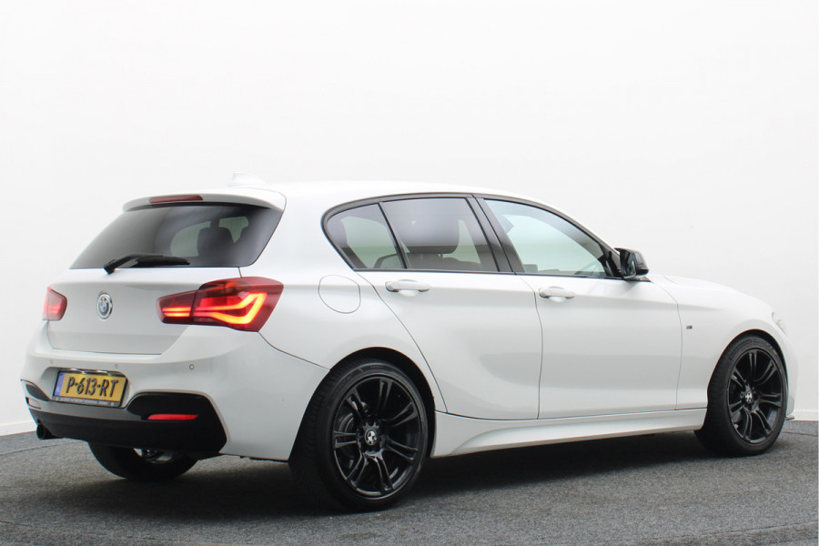 BMW 1-serie 118i Edition M Sport Shadow High Executive Automaat Leer, Navigatie, LED, Cruise, Stoelverwarming, 18"
