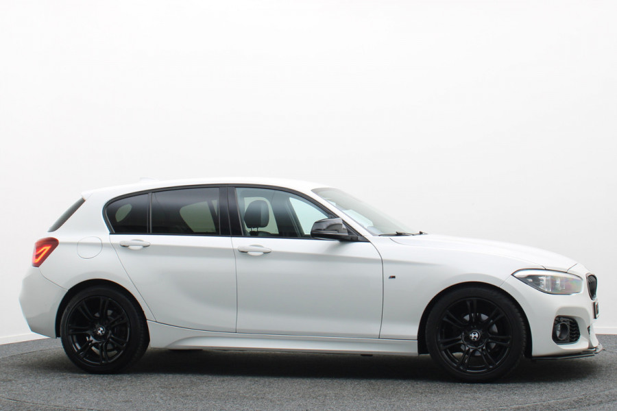 BMW 1-serie 118i Edition M Sport Shadow High Executive Automaat Leer, Navigatie, LED, Cruise, Stoelverwarming, 18"