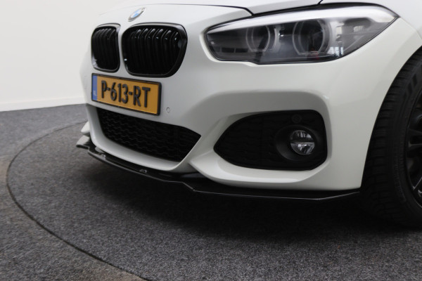 BMW 1-serie 118i Edition M Sport Shadow High Executive Automaat Leer, Navigatie, LED, Cruise, Stoelverwarming, 18"