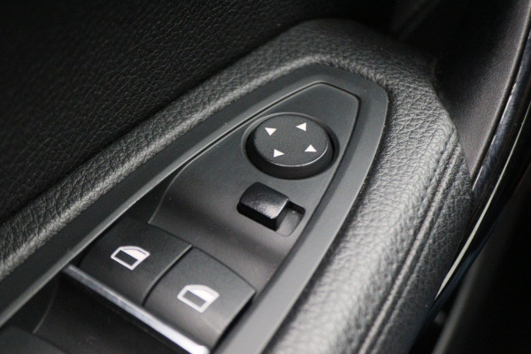 BMW 1-serie 118i Edition M Sport Shadow High Executive Automaat Leer, Navigatie, LED, Cruise, Stoelverwarming, 18"