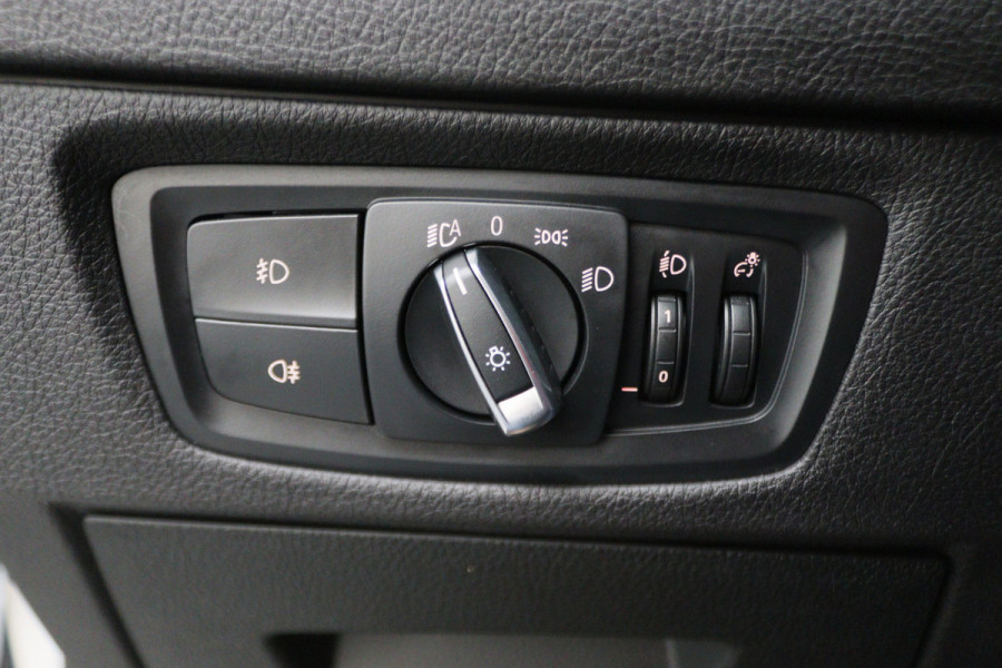 BMW 1-serie 118i Edition M Sport Shadow High Executive Automaat Leer, Navigatie, LED, Cruise, Stoelverwarming, 18"