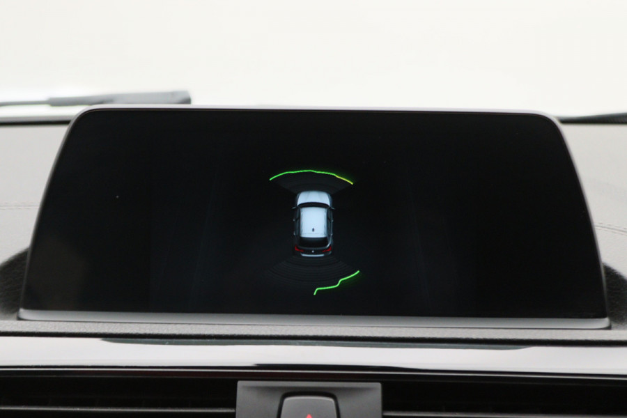 BMW 1-serie 118i Edition M Sport Shadow High Executive Automaat Leer, Navigatie, LED, Cruise, Stoelverwarming, 18"