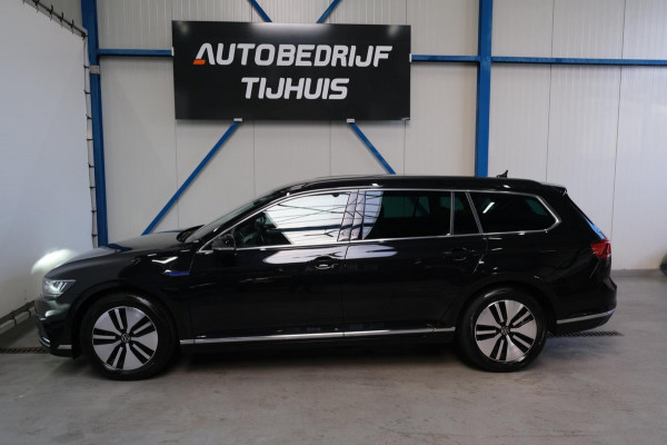Volkswagen Passat Variant 1.4 TSI PHEV GTE Business - SOH 99% Cruise, Camera, Camera, Massage stoelen