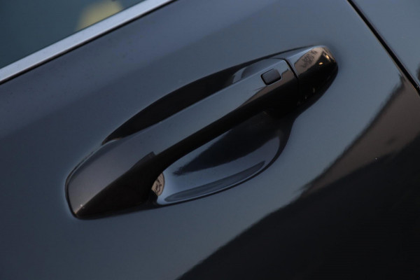 Kia ProCeed 1.6 T-GDI GT / PANODAK / MEMORY / ACC / JBL / KEYLESS / CAMERA