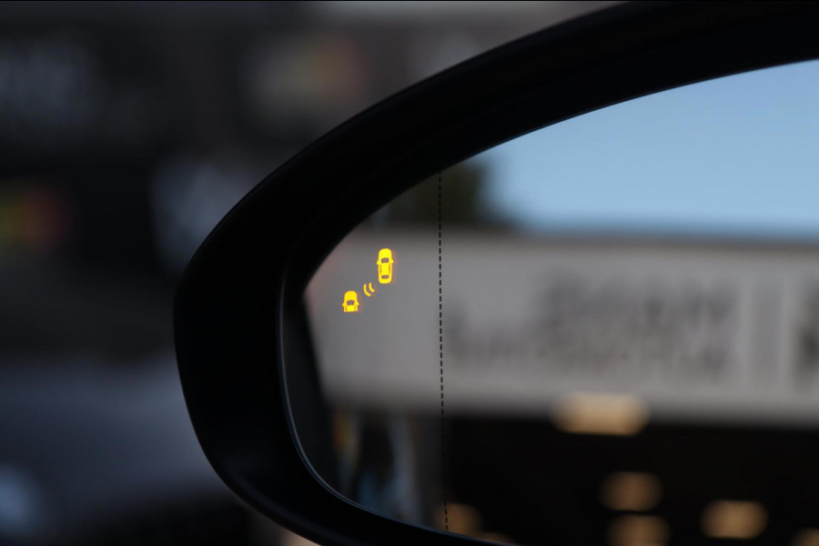 Kia ProCeed 1.6 T-GDI GT / PANODAK / MEMORY / ACC / JBL / KEYLESS / CAMERA