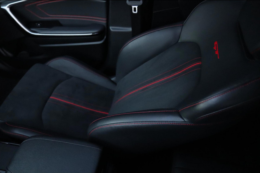 Kia ProCeed 1.6 T-GDI GT / PANODAK / MEMORY / ACC / JBL / KEYLESS / CAMERA