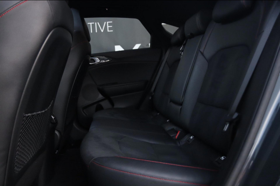 Kia ProCeed 1.6 T-GDI GT / PANODAK / MEMORY / ACC / JBL / KEYLESS / CAMERA