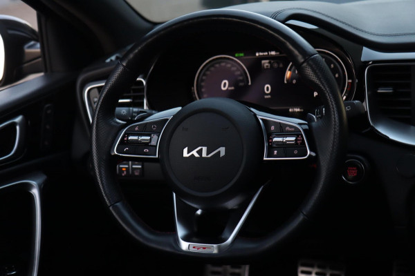 Kia ProCeed 1.6 T-GDI GT / PANODAK / MEMORY / ACC / JBL / KEYLESS / CAMERA