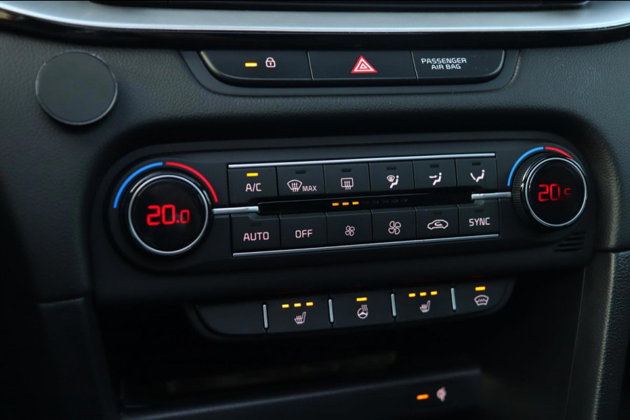 Kia ProCeed 1.6 T-GDI GT / PANODAK / MEMORY / ACC / JBL / KEYLESS / CAMERA