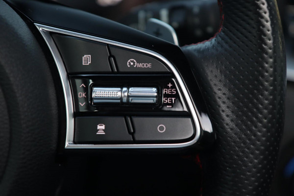 Kia ProCeed 1.6 T-GDI GT / PANODAK / MEMORY / ACC / JBL / KEYLESS / CAMERA
