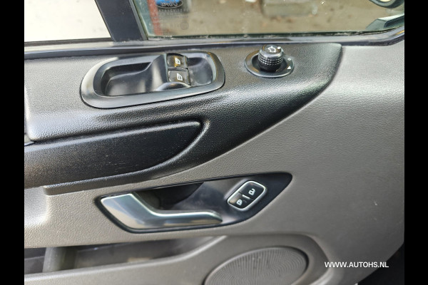 Ford Transit Custom 280 2.0 TDCI L1H1 , Euro 6 , 1e Eig. Apk 3-2027 ,Navigatie en parkeerhulp , leuke bus.