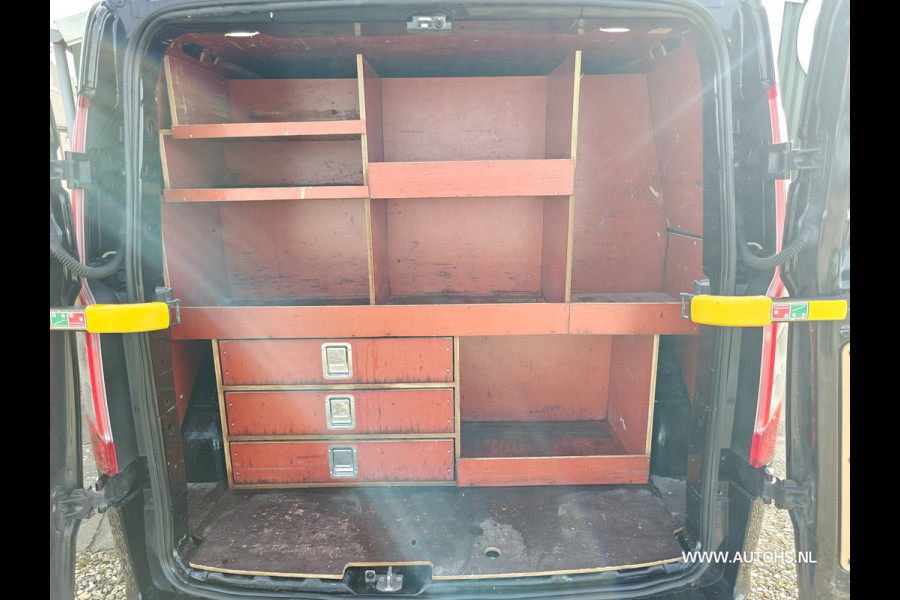 Ford Transit Custom 280 2.0 TDCI L1H1 , Euro 6 , 1e Eig. Apk 3-2027 ,Navigatie en parkeerhulp , leuke bus.