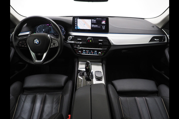 BMW 5 Serie Touring 530e xDrive | Panoramdak | Laser LED |Trekhaak | Leder | HUD | Keyless | Adaptive Cruise | Carplay