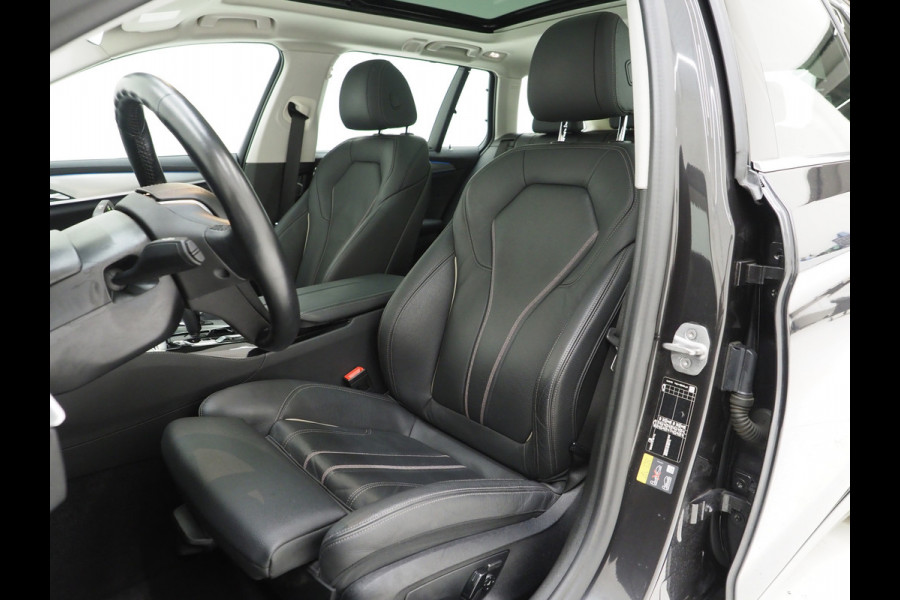 BMW 5 Serie Touring 530e xDrive | Panoramdak | Laser LED |Trekhaak | Leder | HUD | Keyless | Adaptive Cruise | Carplay