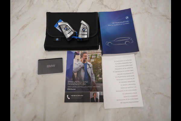 BMW 5 Serie Touring 530e xDrive | Panoramdak | Laser LED |Trekhaak | Leder | HUD | Keyless | Adaptive Cruise | Carplay