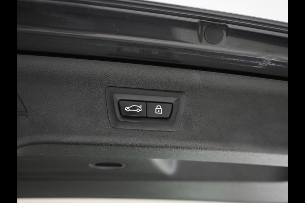 BMW 5 Serie Touring 530e xDrive | Panoramdak | Laser LED |Trekhaak | Leder | HUD | Keyless | Adaptive Cruise | Carplay