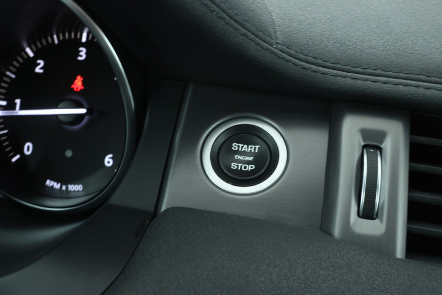 Land Rover Range Rover Evoque 2.0 TD4 HSE Dynamic Trekhaak, Panorama Dak, Automaat