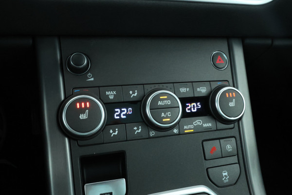 Land Rover Range Rover Evoque 2.0 TD4 HSE Dynamic Trekhaak, Panorama Dak, Automaat