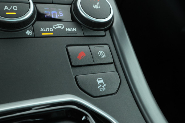 Land Rover Range Rover Evoque 2.0 TD4 HSE Dynamic Trekhaak, Panorama Dak, Automaat