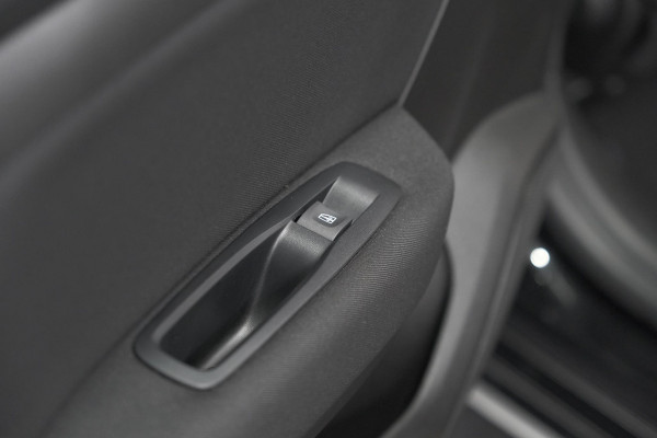 Renault Mégane Estate TCe 110 Limited | Apple Carplay | Parkeersensoren | Cruise Control | Navigatie