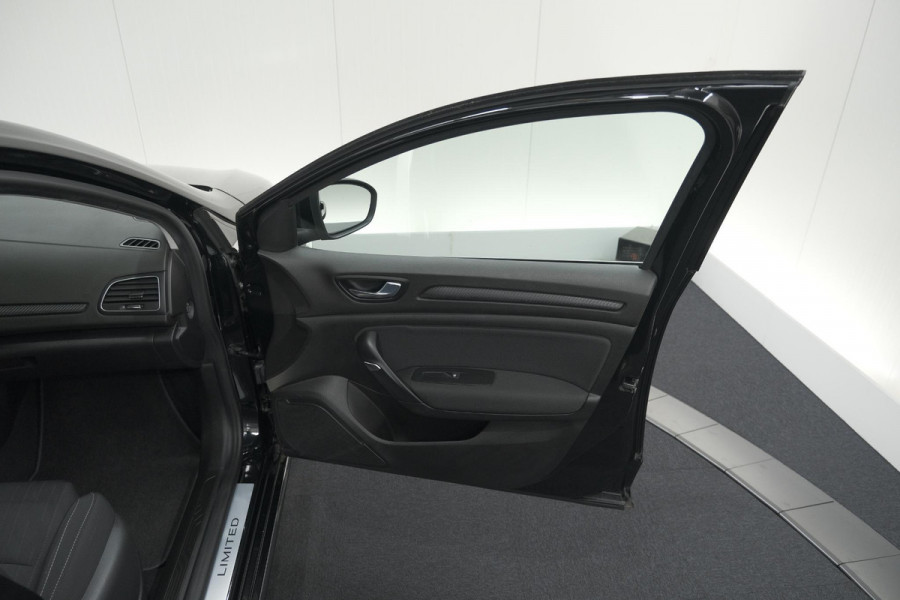Renault Mégane Estate TCe 110 Limited | Apple Carplay | Parkeersensoren | Cruise Control | Navigatie