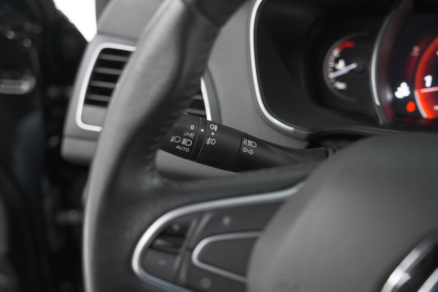 Renault Mégane Estate TCe 110 Limited | Apple Carplay | Parkeersensoren | Cruise Control | Navigatie