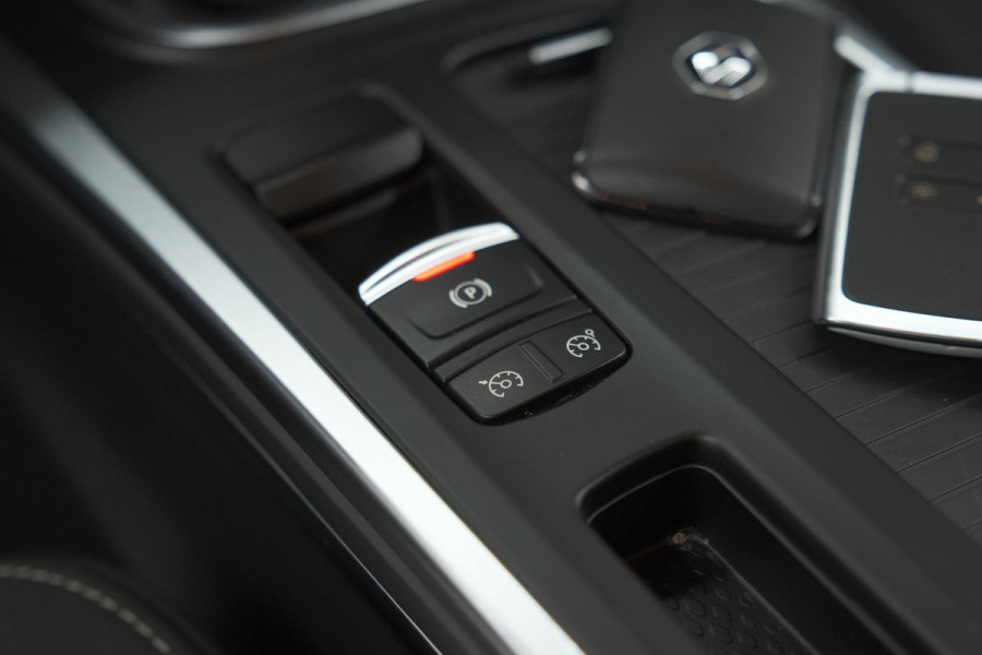 Renault Mégane Estate TCe 110 Limited | Apple Carplay | Parkeersensoren | Cruise Control | Navigatie