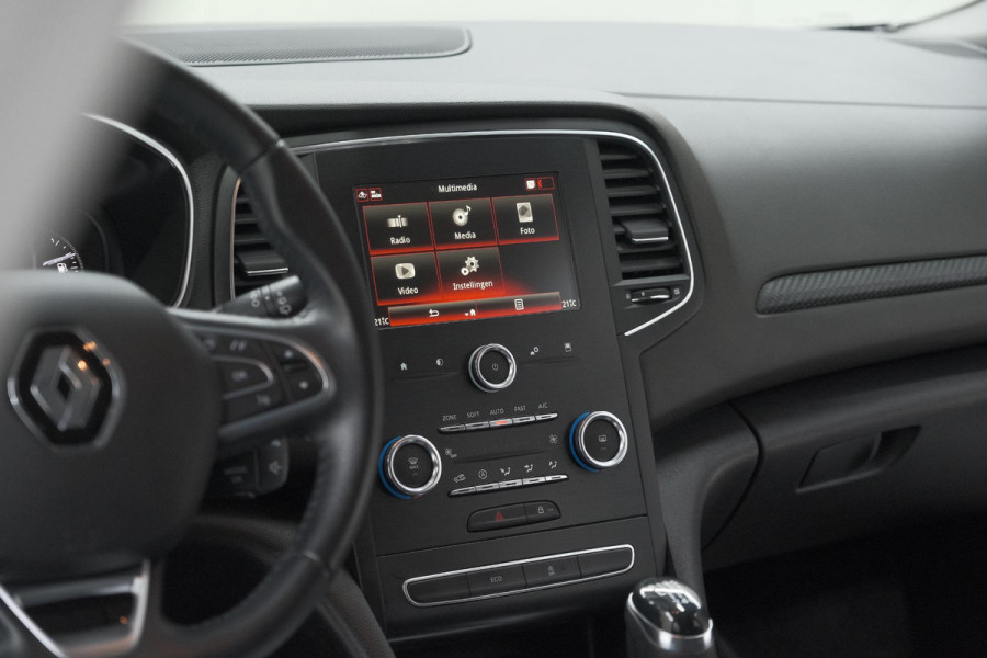Renault Mégane Estate TCe 110 Limited | Apple Carplay | Parkeersensoren | Cruise Control | Navigatie