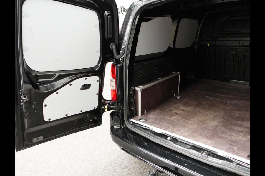 Opel Combo 1.5 BlueHDi 130PK L2 Automaat Apple Carplay / Android Auto Navigatie Trekhaak Airco Camera Cruise Control Parkeersensoren V+A DAB