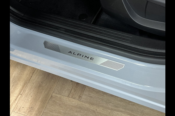 Renault Captur 1.6 E-Tech full hybrid 145 Esprit Alpine | Groot Navi | 19" | Stuur verwarming | Led | Carplay | 100% Renault Dealer Onderhouden!