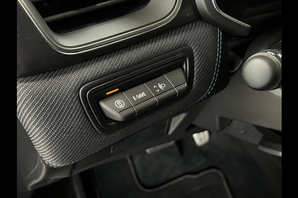 Renault Captur 1.6 E-Tech full hybrid 145 Esprit Alpine | Groot Navi | 19" | Stuur verwarming | Led | Carplay | 100% Renault Dealer Onderhouden!