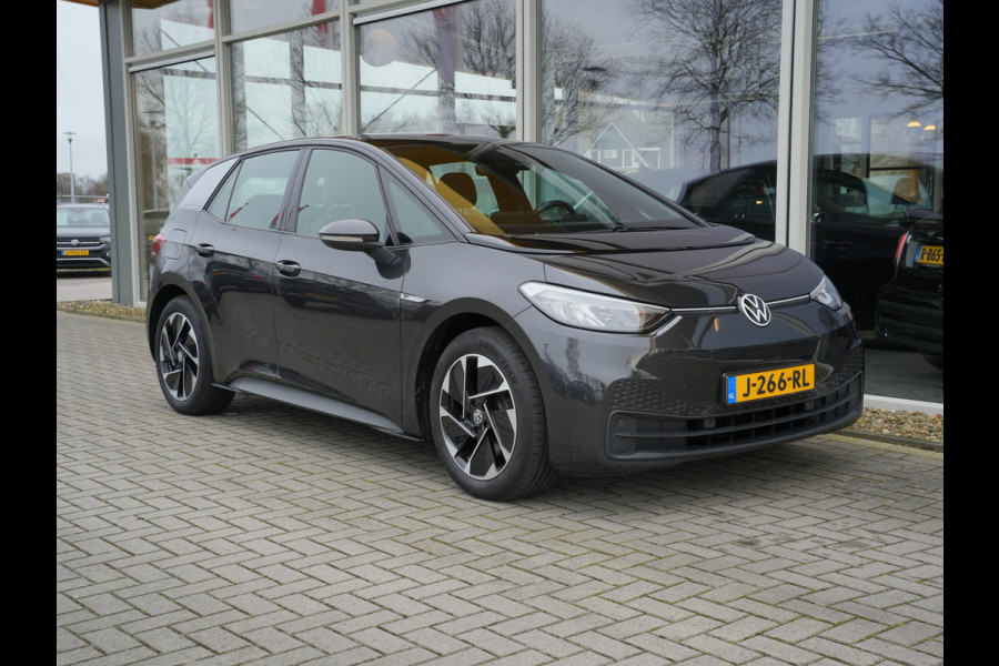 Volkswagen ID.3 First 58 kWh | Apple Carplay/Android Auto | Cruise control adaptief met stop&go |