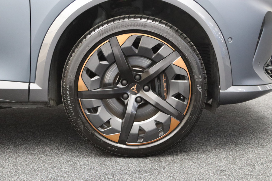 CUPRA Formentor 1.4 e-Hybrid VZ 245 PK Performance PHEV, Winterpakket, Adap. Cruise Control, Camera