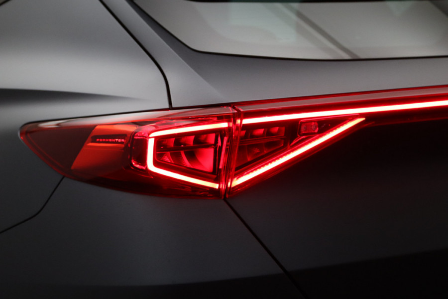 CUPRA Formentor 1.4 e-Hybrid VZ 245 PK Performance PHEV, Winterpakket, Adap. Cruise Control, Camera