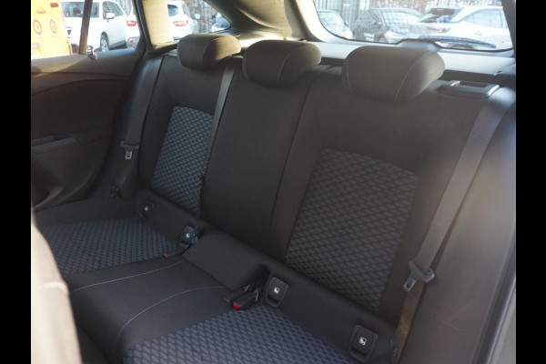 Opel Astra Sports Tourer 1.4 Edition All Seasonbanden