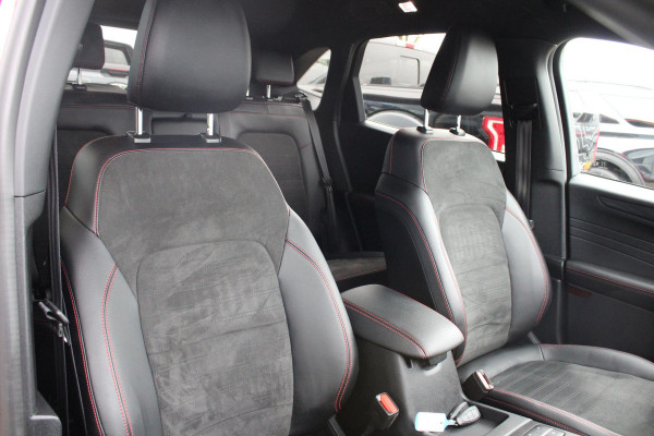 Ford Kuga 2.5 PHEV ST-Line X | Winterpack | Adaptive Cruise Control | BLIS | Climate Control | Camera | Navigatie |