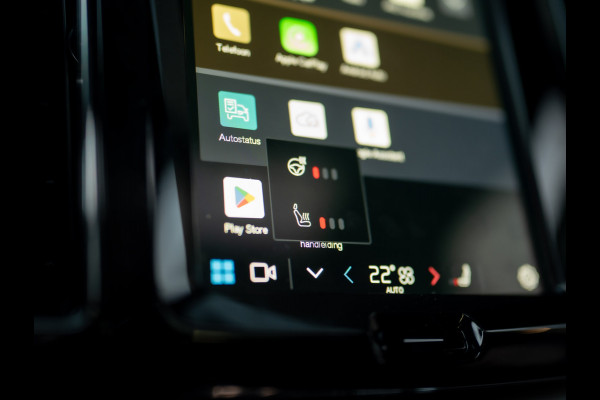 Volvo XC60 2.0 T6 Plug-in hybrid AWD Plus Dark | 360 Camera | Harman/Kardon | Trekhaak | Panodak | Dodehoek sensoren | Prijs Rijklaar!!