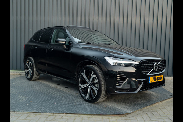 Volvo XC60 2.0 T6 Plug-in hybrid AWD Plus Dark | 360 Camera | Harman/Kardon | Trekhaak | Panodak | Dodehoek sensoren | Prijs Rijklaar!!