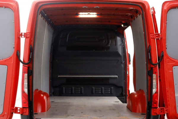 Mercedes-Benz Sprinter 314 CDI 143pk E6 RWD L2H1 Navi/Camera/Trekhaak 3500kg 08-2019