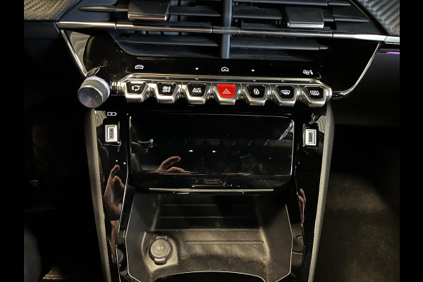 Peugeot 2008 1.2 PureTech 130pk Automaat GT-Line Navigatie Apple Carplay/Android Auto Camera Parkeersensoren Ledverlichting Cruise Control Virtual Cockpit Climate Control Lichtmetalen velgen