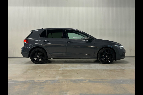 Volkswagen Golf 1.5 TSI Business | CAMERA | LED | CARPLAY | ACC | IQ DRIVE