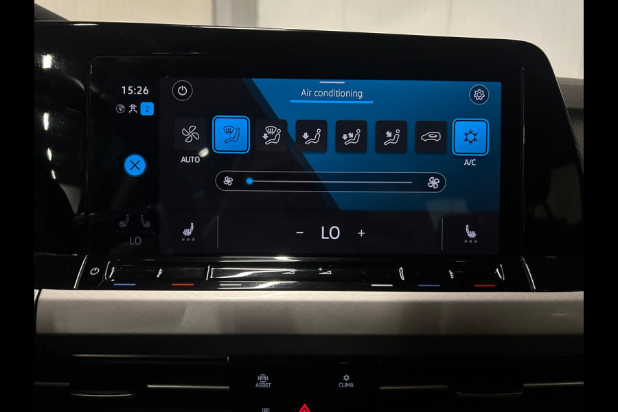 Volkswagen Golf 1.5 TSI Business | CAMERA | LED | CARPLAY | ACC | IQ DRIVE