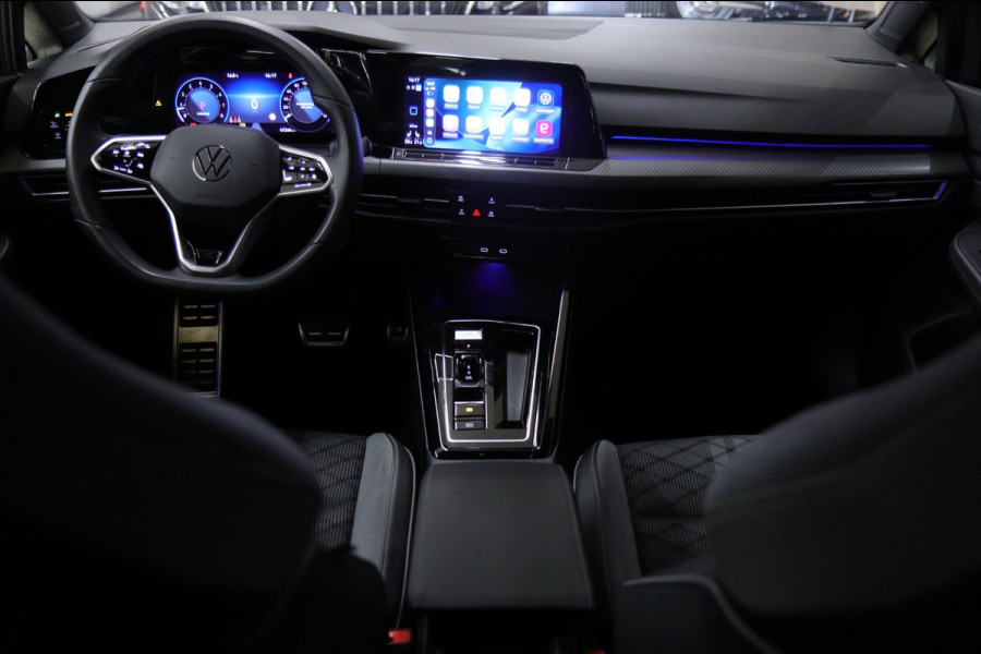 Volkswagen Golf 1.5 eTSI R-Line Business PANO/CAM/CARPLAY/IQ/ACC/DCC/VOL