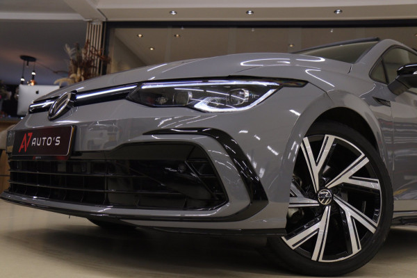 Volkswagen Golf 1.5 eTSI R-Line Business PANO/CAM/CARPLAY/IQ/ACC/DCC/VOL